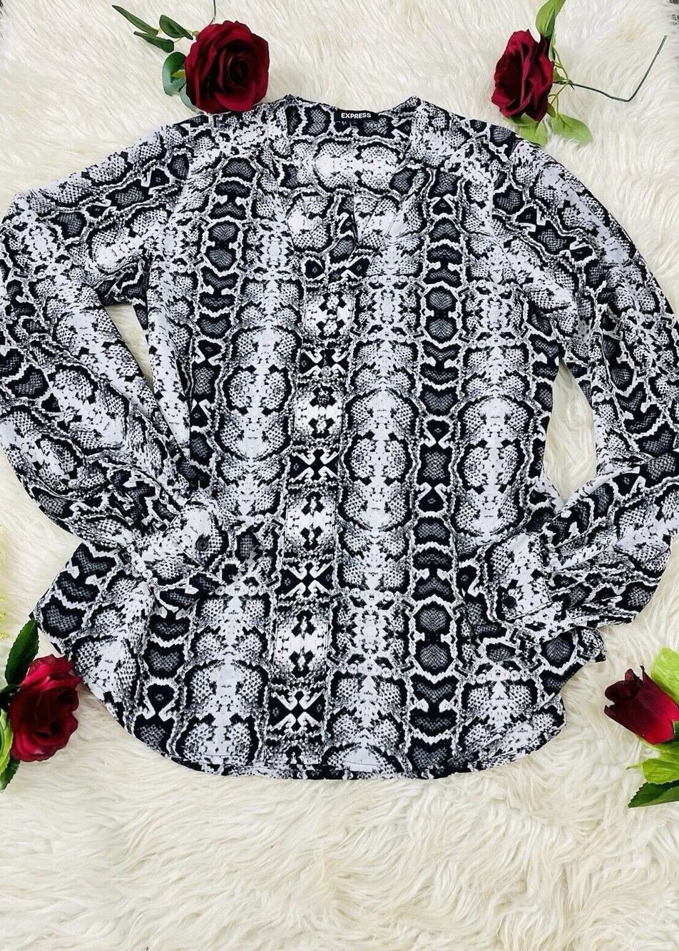 EXPRESS Snake Skin Top Blouse Womens Small Black White Long Sleeve